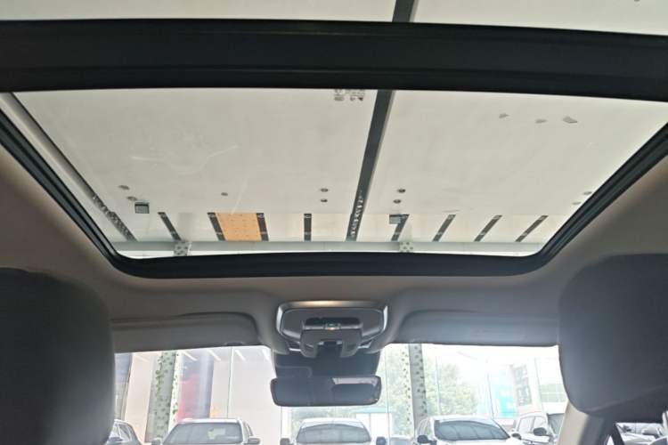 Used Hongqi H5 2023 2.0T Automatic Smart Connect Flagship Edition Headliner