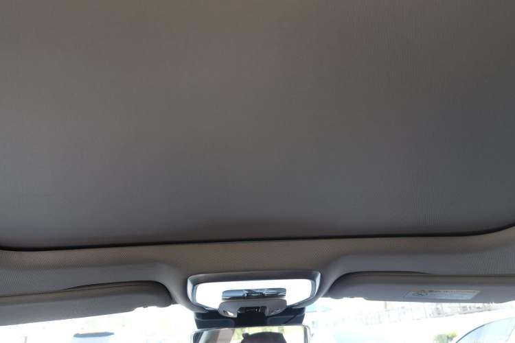Used Hongqi H5 2023 1.5T DCT Smart Connect Flagship Edition Headliner