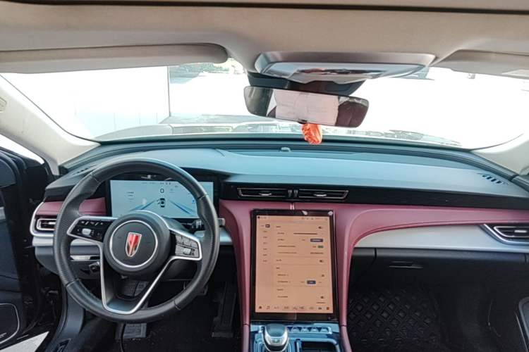 Used Hongqi H5 2023 2.0T Automatic Smart Connect Flagship Edition Headliner