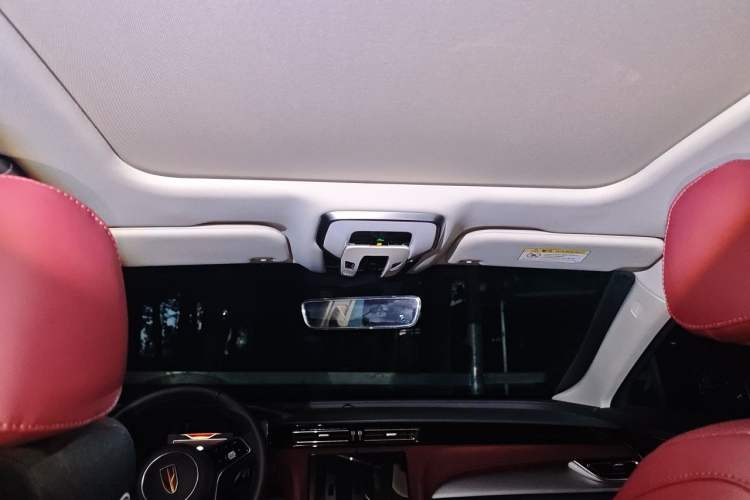 Used Hongqi H5 2023 2.0T Automatic Smart Connect Flagship Edition Headliner