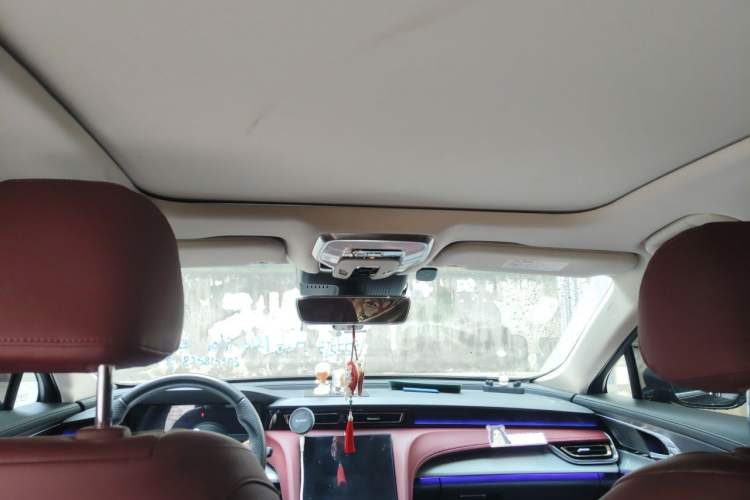 Used Hongqi H5 2023 2.0T Automatic Smart Connect Flagship Edition Headliner