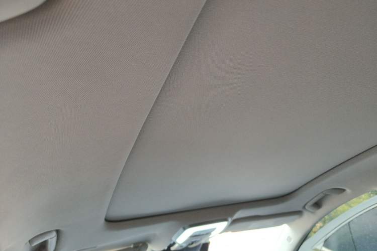 Used Hongqi H5 2023 2.0T Automatic Smart Connect Flagship Edition Headliner