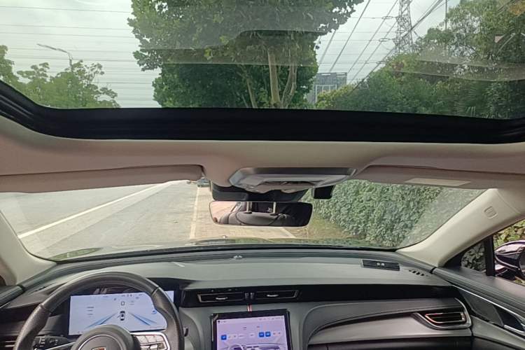 Used Hongqi H5 2023 2.0T Automatic Smart Connect Flagship Edition Headliner