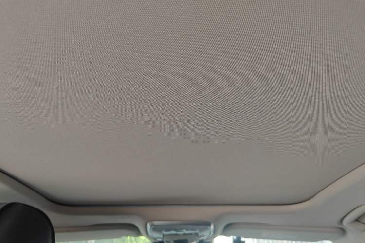 Used Hongqi H5 2023 2.0T Automatic Smart Connect Flagship Edition Headliner