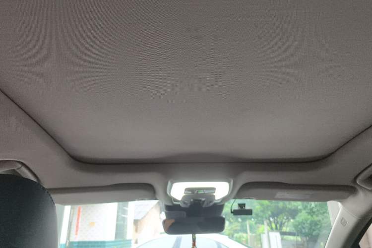 Used Hongqi H5 2023 2.0T Automatic Smart Connect Flagship Edition Headliner