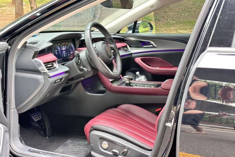 Used Hongqi H5 2023 2.0T Automatic Smart Connect Flagship Edition Interior 1