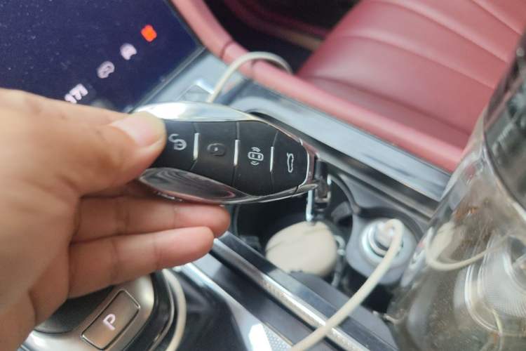 Used Hongqi H5 2023 1.5T DCT Smart Connect Flagship Edition Interior 1