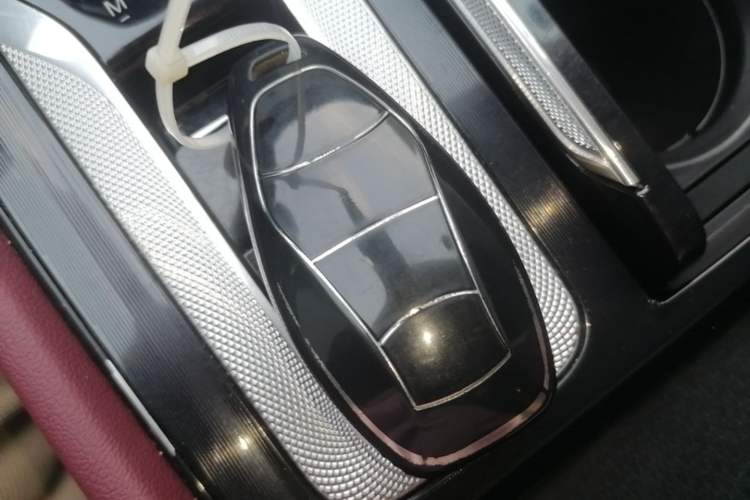 Used Hongqi H5 2023 2.0T Automatic Smart Connect Flagship Edition Interior 1