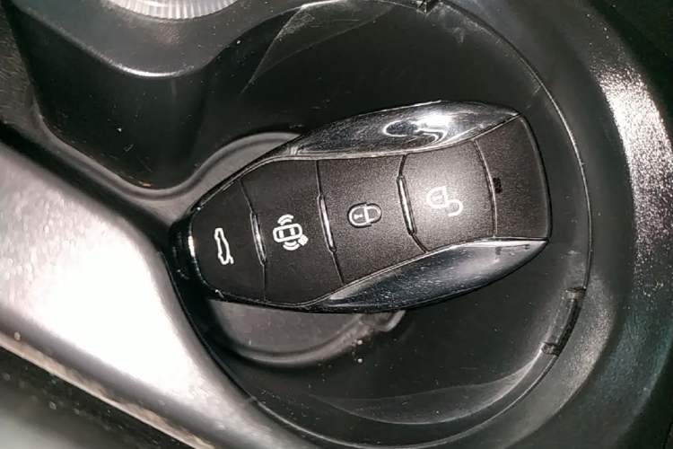 Used Hongqi H5 2023 2.0T Automatic Smart Connect Flagship Edition Interior 1