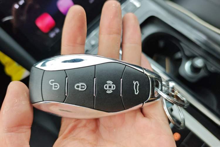 Used Hongqi H5 2023 1.5T DCT Smart Connect Flagship Edition Interior 1