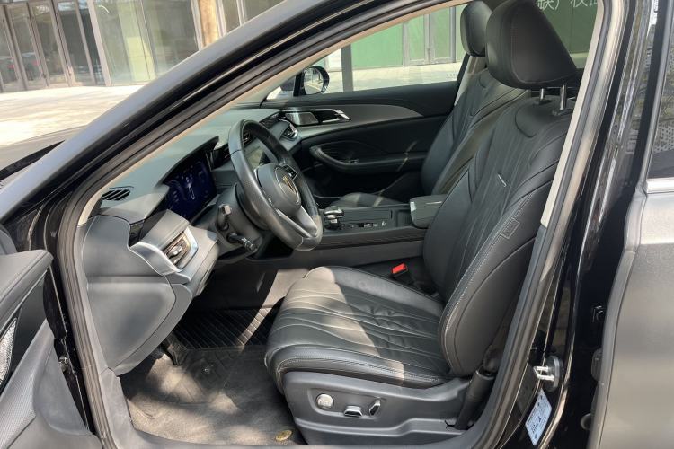 Used Hongqi H5 2023 2.0T Automatic Smart Connect Flagship Edition Interior 2