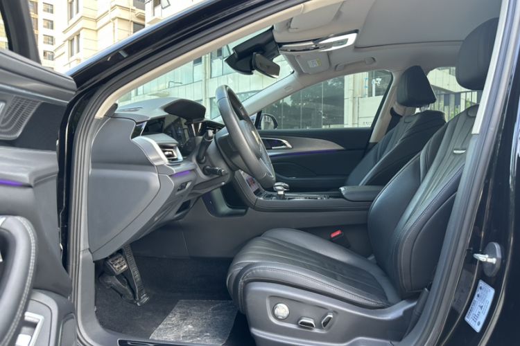 Used Hongqi H5 2023 2.0T Automatic Smart Connect Flagship Edition Interior 2