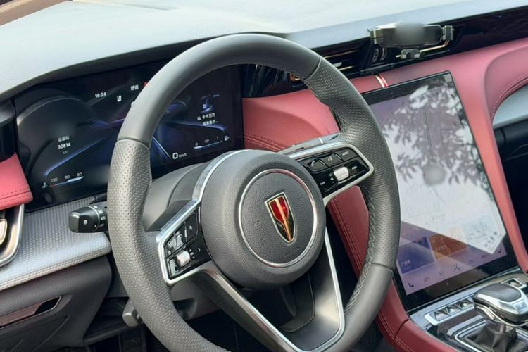Used Hongqi H5 2023 2.0T Automatic Smart Connect Flagship Edition Interior 3