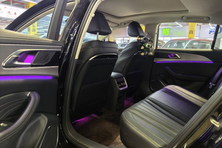 Used Hongqi H5 2023 1.5T DCT Smart Connect Flagship Edition Interior 3