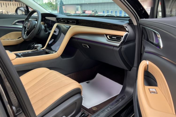 Used Hongqi H5 2023 2.0T Automatic Smart Connect Flagship Edition Interior 4