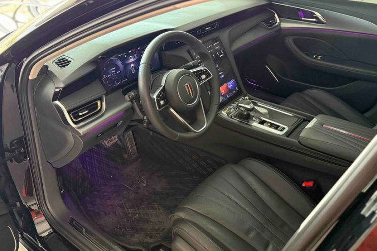 Used Hongqi H5 2023 2.0T Automatic Smart Connect Flagship Edition Interior 6