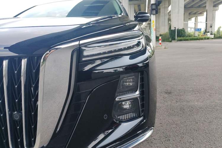 Used Hongqi H5 2023 1.5T DCT Smart Connect Flagship Edition Left Front Headlight