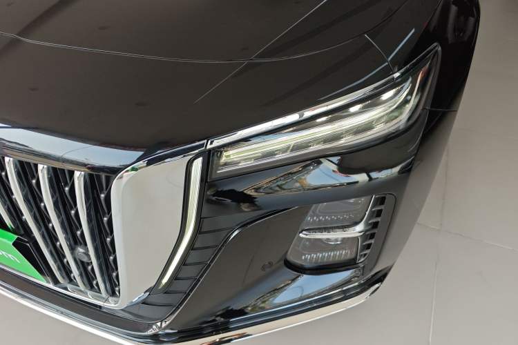 Used Hongqi H5 2023 2.0T Automatic Smart Connect Flagship Edition Left Front Headlight