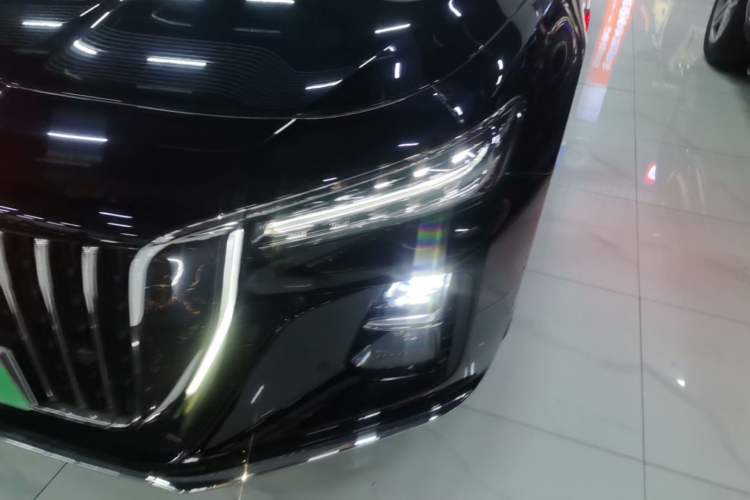 Used Hongqi H5 2023 2.0T Automatic Smart Connect Flagship Edition Left Front Headlight