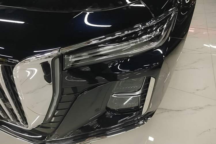 Used Hongqi H5 2023 2.0T Automatic Smart Connect Flagship Edition Left Front Headlight