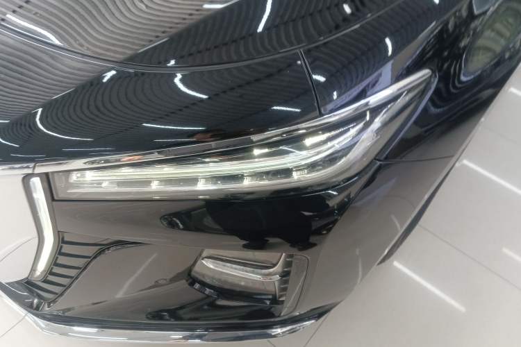 Used Hongqi H5 2023 1.5T DCT Smart Connect Flagship Edition Left Front Headlight