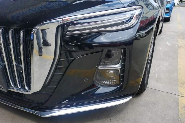 Used Hongqi H5 2023 1.5T DCT Smart Connect Flagship Edition Left Front Headlight