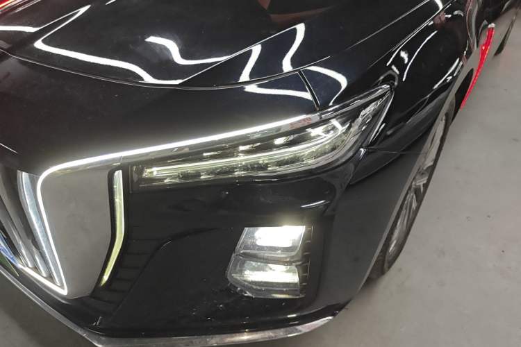 Used Hongqi H5 2023 2.0T Automatic Smart Connect Flagship Edition Left Front Headlight
