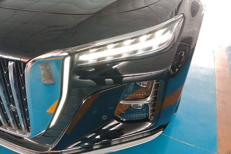 Used Hongqi H5 2023 2.0T Automatic Smart Connect Flagship Edition Left Front Headlight