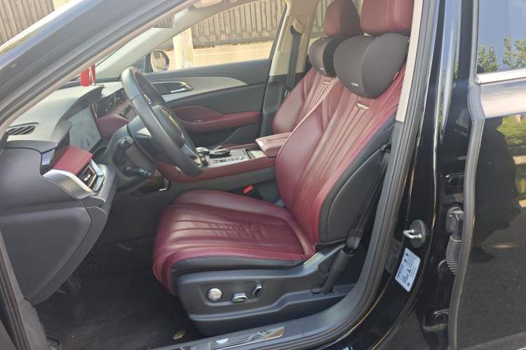 Used Hongqi H5 2023 2.0T Automatic Smart Connect Flagship Edition Left Front Seat