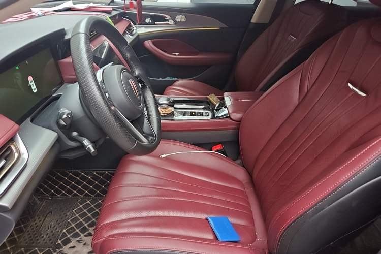 Used Hongqi H5 2023 2.0T Automatic Smart Connect Flagship Edition Left Front Seat