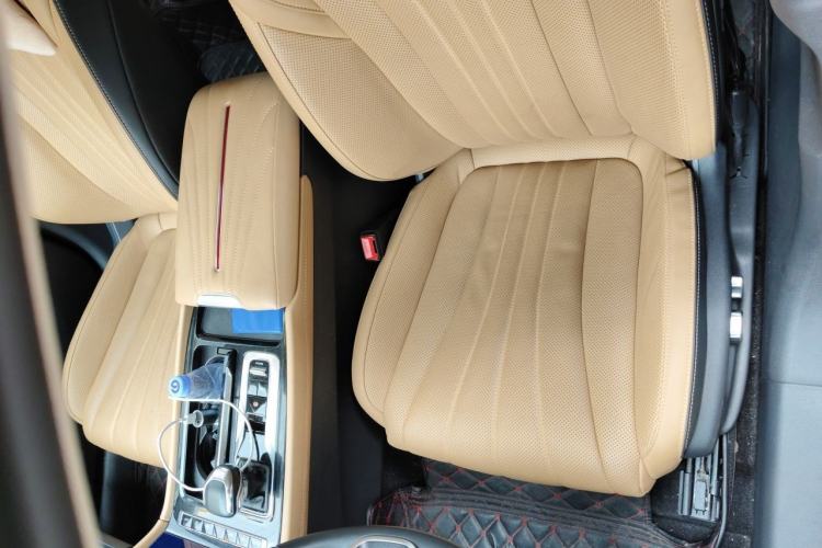 Used Hongqi H5 2023 2.0T Automatic Smart Connect Flagship Edition Left Front Seat