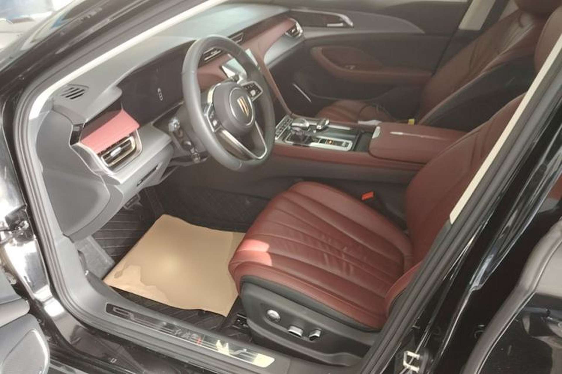 Used Hongqi H5 2023 2.0T Automatic Smart Connect Flagship Edition Left Front Seat