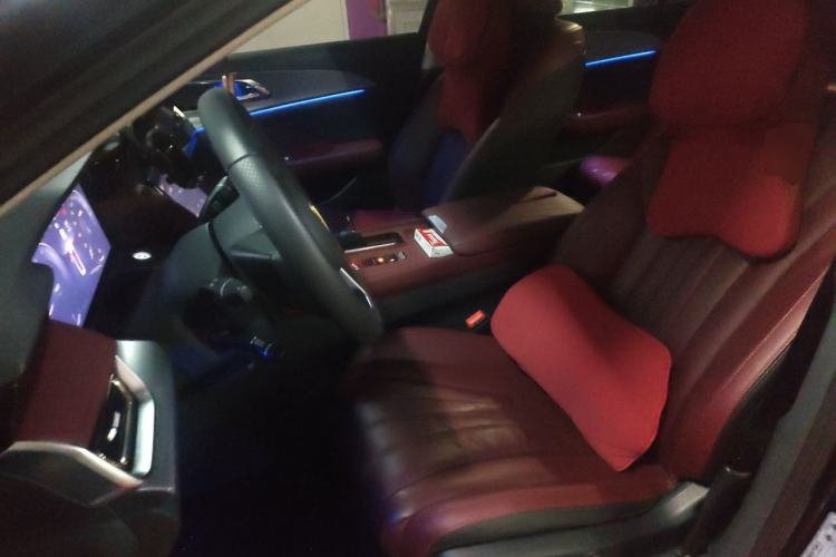 Used Hongqi H5 2023 2.0T Automatic Smart Connect Flagship Edition Left Front Seat