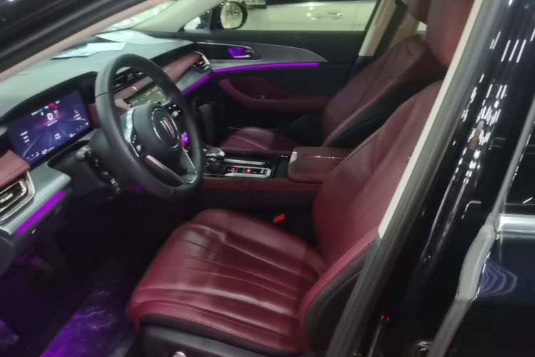Used Hongqi H5 2023 2.0T Automatic Smart Connect Flagship Edition Left Front Seat