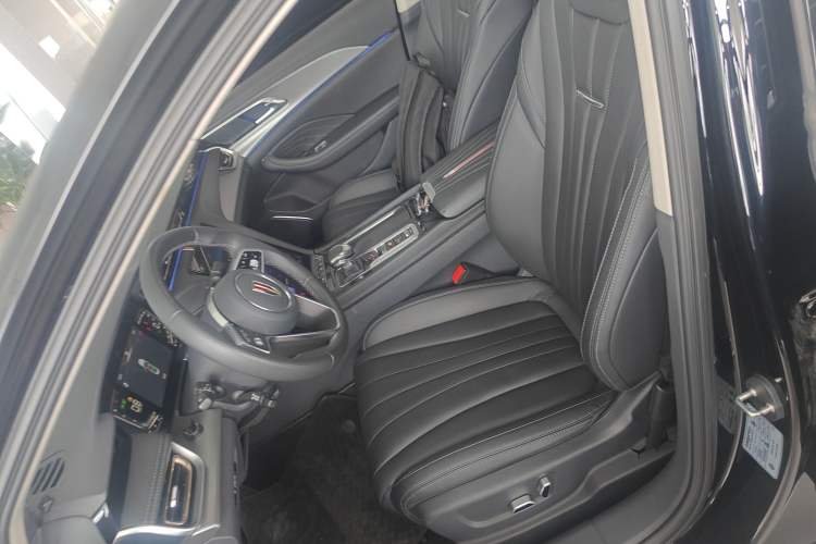 Used Hongqi H5 2023 2.0T Automatic Smart Connect Flagship Edition Left Front Seat