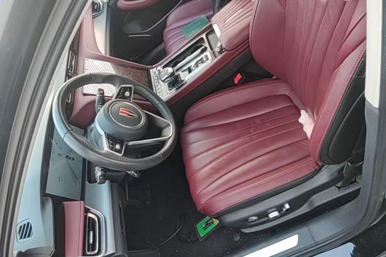 Used Hongqi H5 2023 2.0T Automatic Smart Connect Flagship Edition Left Front Seat