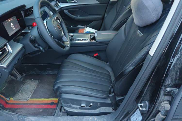 Used Hongqi H5 2023 2.0T Automatic Smart Connect Flagship Edition Left Front Seat