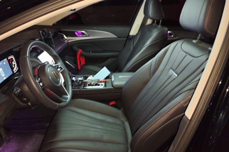 Used Hongqi H5 2023 2.0T Automatic Smart Connect Flagship Edition Left Front Seat