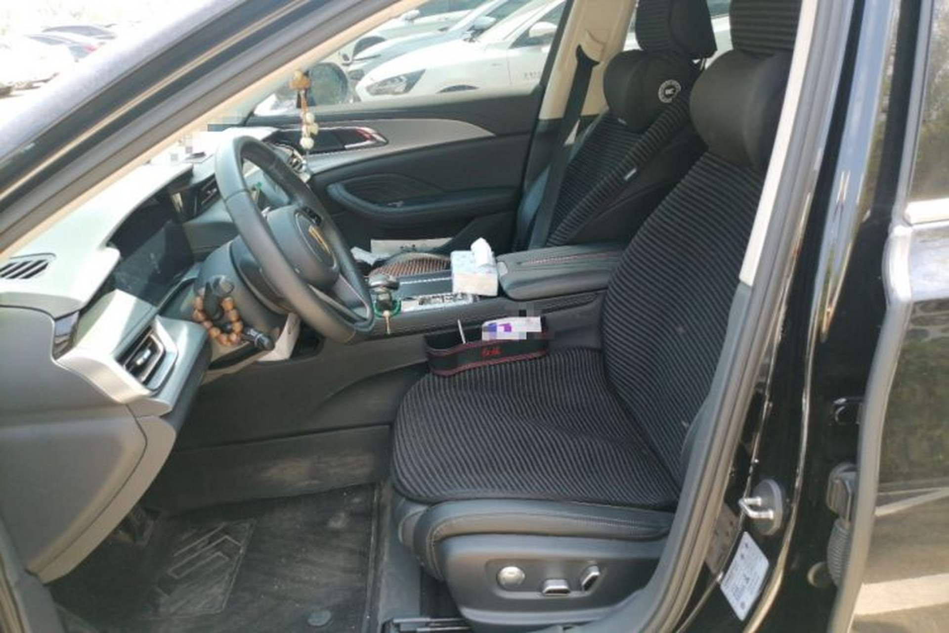 Used Hongqi H5 2023 2.0T Automatic Smart Connect Flagship Edition Left Front Seat