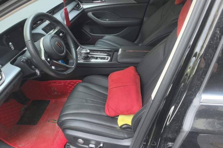 Used Hongqi H5 2023 2.0T Automatic Smart Connect Flagship Edition Left Front Seat