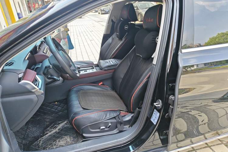 Used Hongqi H5 2023 2.0T Automatic Smart Connect Flagship Edition Left Front Seat