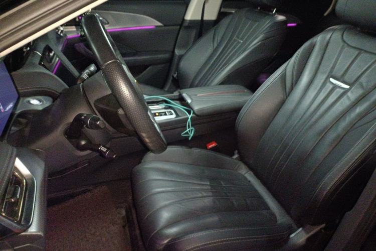 Used Hongqi H5 2023 2.0T Automatic Smart Connect Flagship Edition Left Front Seat