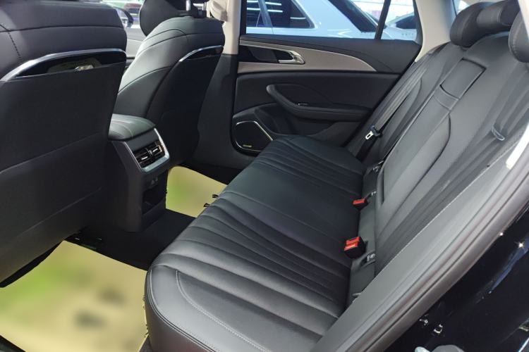 Used Hongqi H5 2023 1.5T DCT Smart Connect Flagship Edition Left Rear Seat