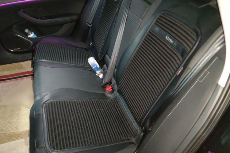 Used Hongqi H5 2023 2.0T Automatic Smart Connect Flagship Edition Left Rear Seat