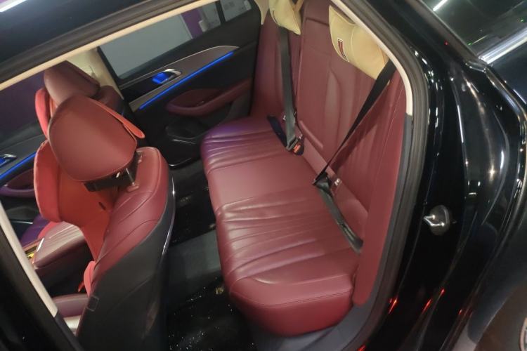 Used Hongqi H5 2023 2.0T Automatic Smart Connect Flagship Edition Left Rear Seat