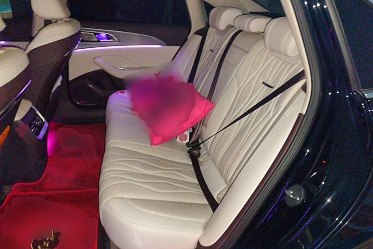 Used Hongqi H5 2023 2.0T Automatic Smart Connect Flagship Edition Left Rear Seat