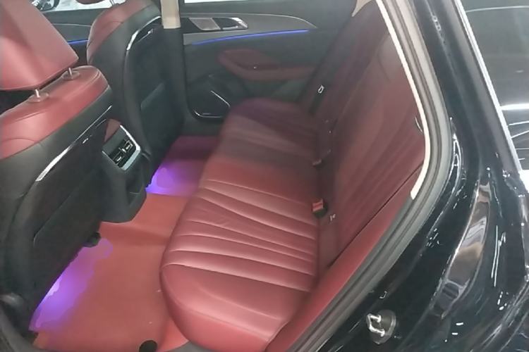 Used Hongqi H5 2023 2.0T Automatic Smart Connect Flagship Edition Left Rear Seat