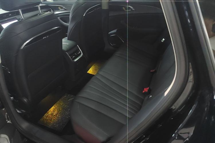 Used Hongqi H5 2023 2.0T Automatic Smart Connect Flagship Edition Left Rear Seat