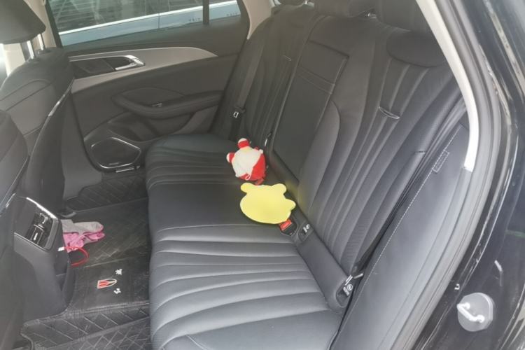 Used Hongqi H5 2023 2.0T Automatic Smart Connect Flagship Edition Left Rear Seat