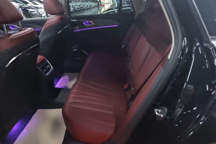 Used Hongqi H5 2023 2.0T Automatic Smart Connect Flagship Edition Left Rear Seat
